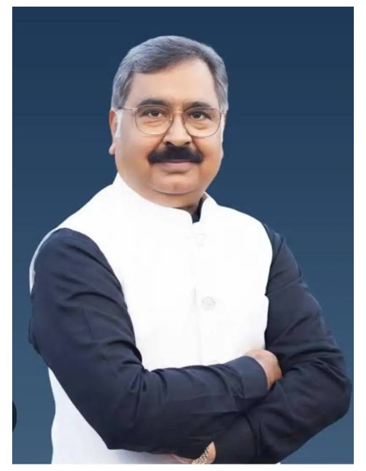 गोरखपुर-फैजाबाद शिक्षक MLC चुनाव: डॉ. संजयन त्रिपाठी कल सपा प्रत्याशी के रूप