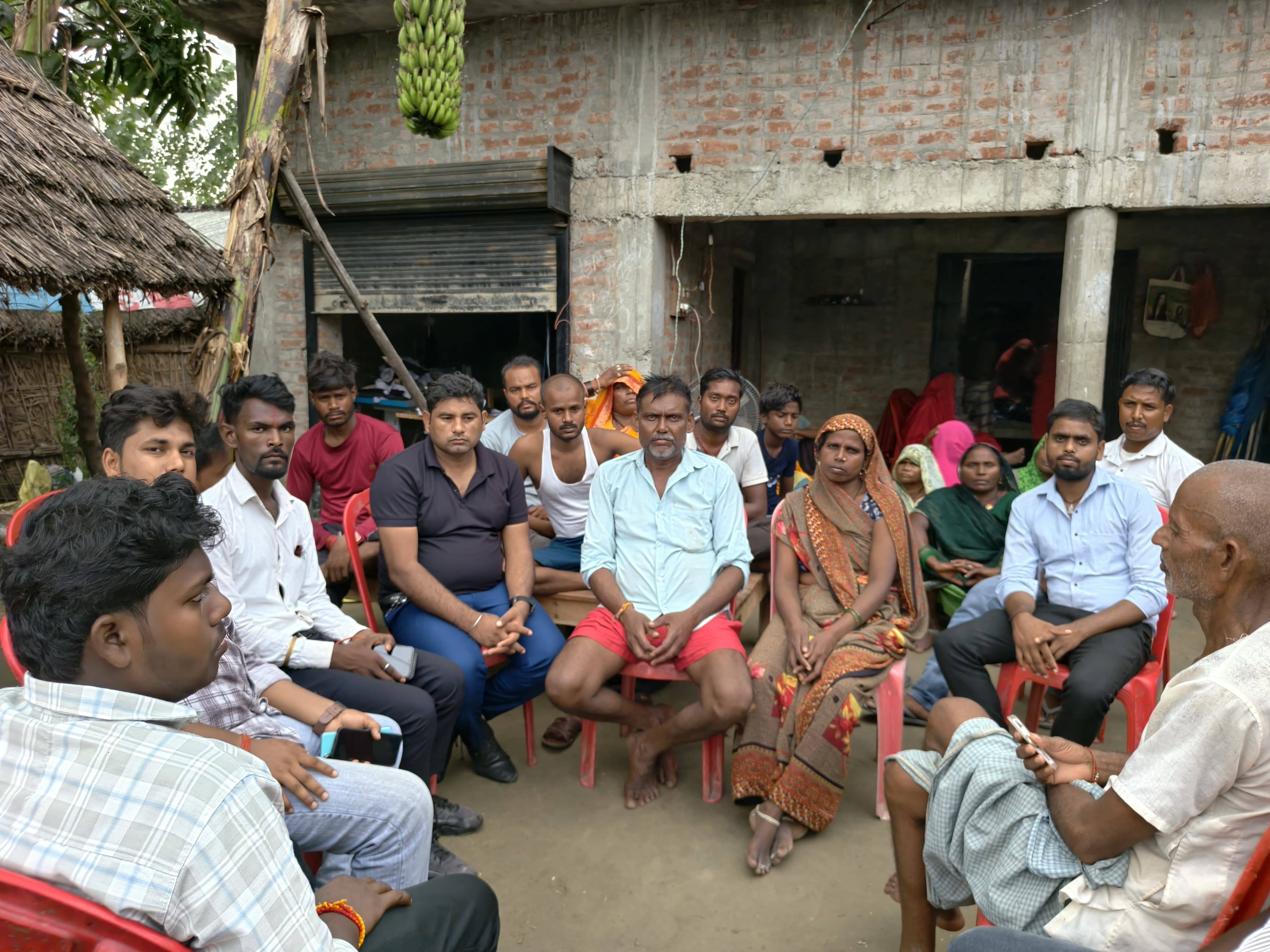 भारी पुलिस बल की मौजूदगी में कुलदीप निषाद का हुआ अंतिम संस्कार