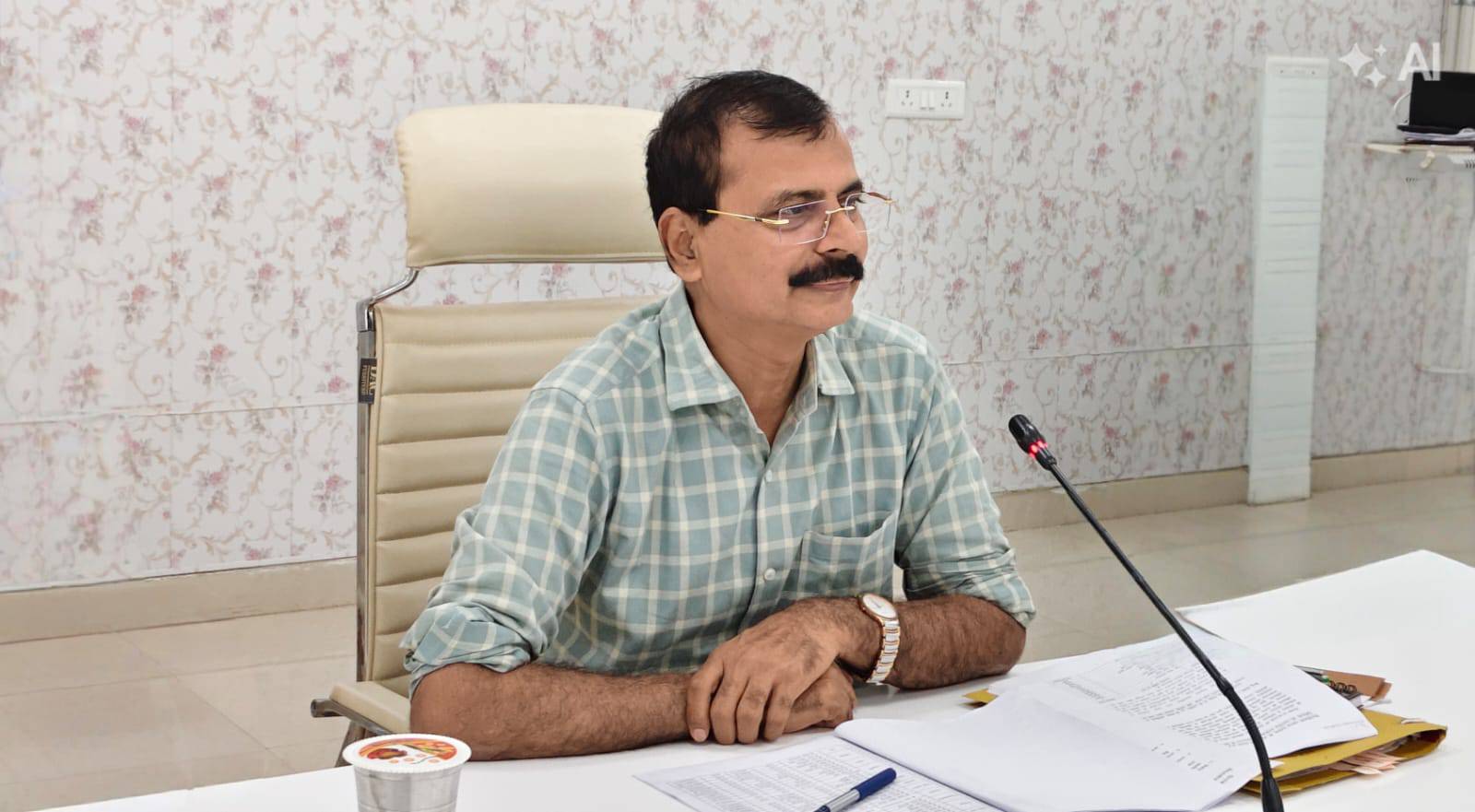 सीडीओ ने की कृषि एवं संबंधित विभागों की योजनाओं की समीक्षा. जिलाधिकारी
