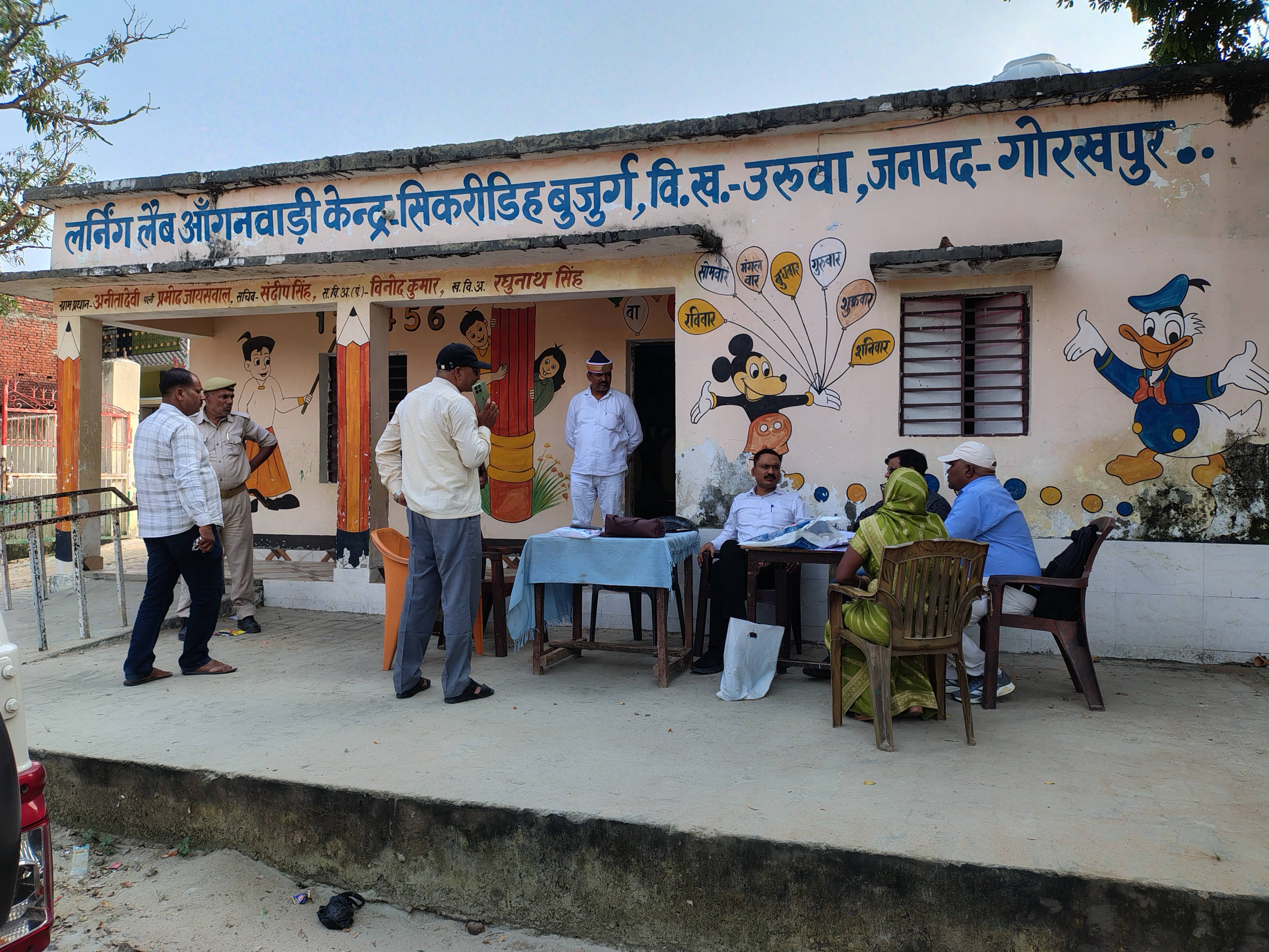 सिकरीगंज में मतदाता नामांकन कैंप आयोजित, छूटे हुए लोगों से की गई 24 अक्टूबर को फिर लगेगा कैंप